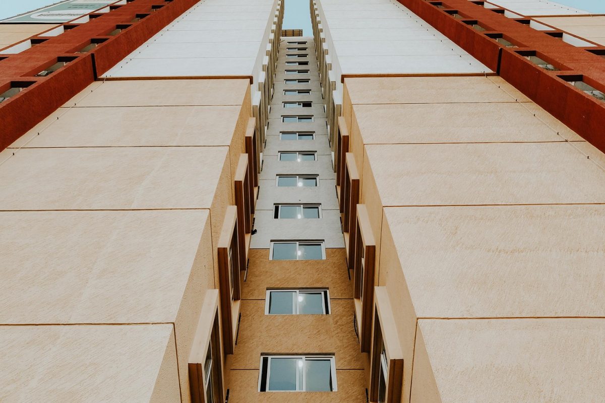 building-6603394_1920